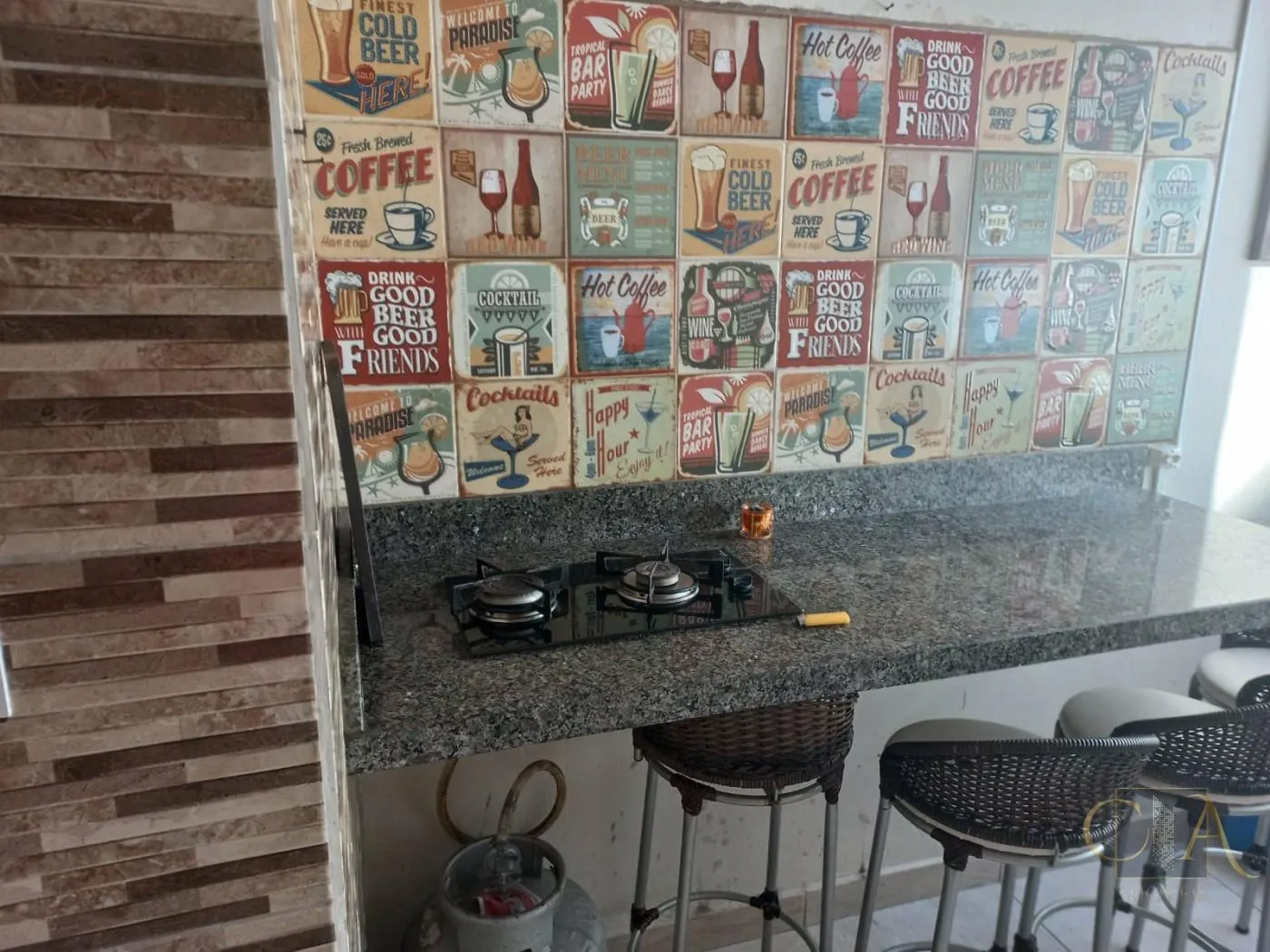 Imagem Apartamento para Temporada em Itapema, Centro, 2 dormitórios, 1 banheiro, 1 vaga