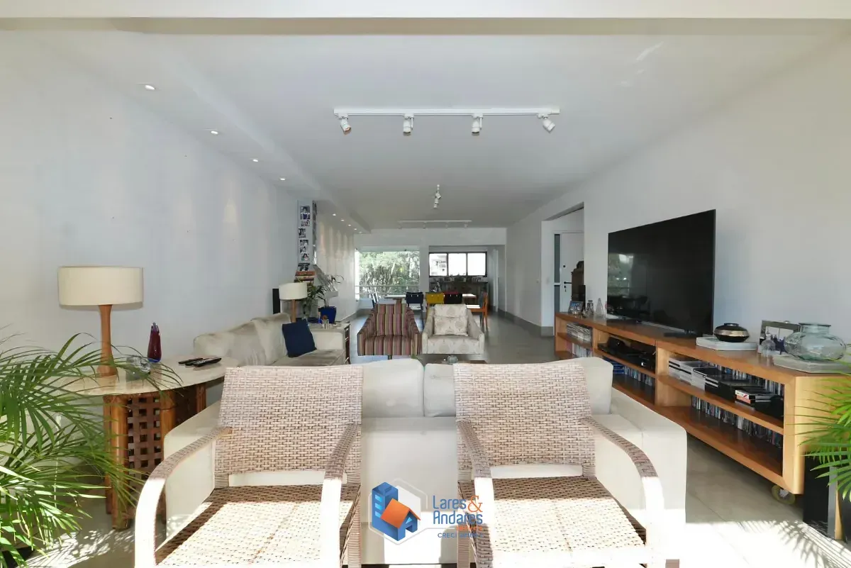 Imagem Apartamento para venda em Higienópolis com 4 quartos, sendo 2 suítes, 226m²