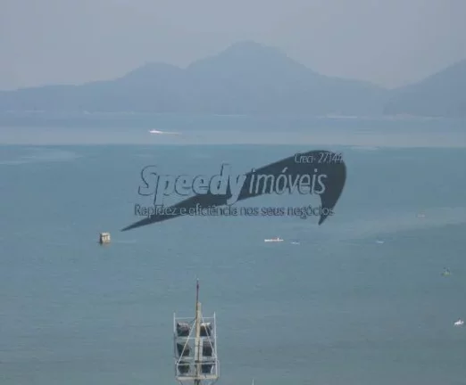 Imagem Cobertura em Santos a venda na orla da praia.
