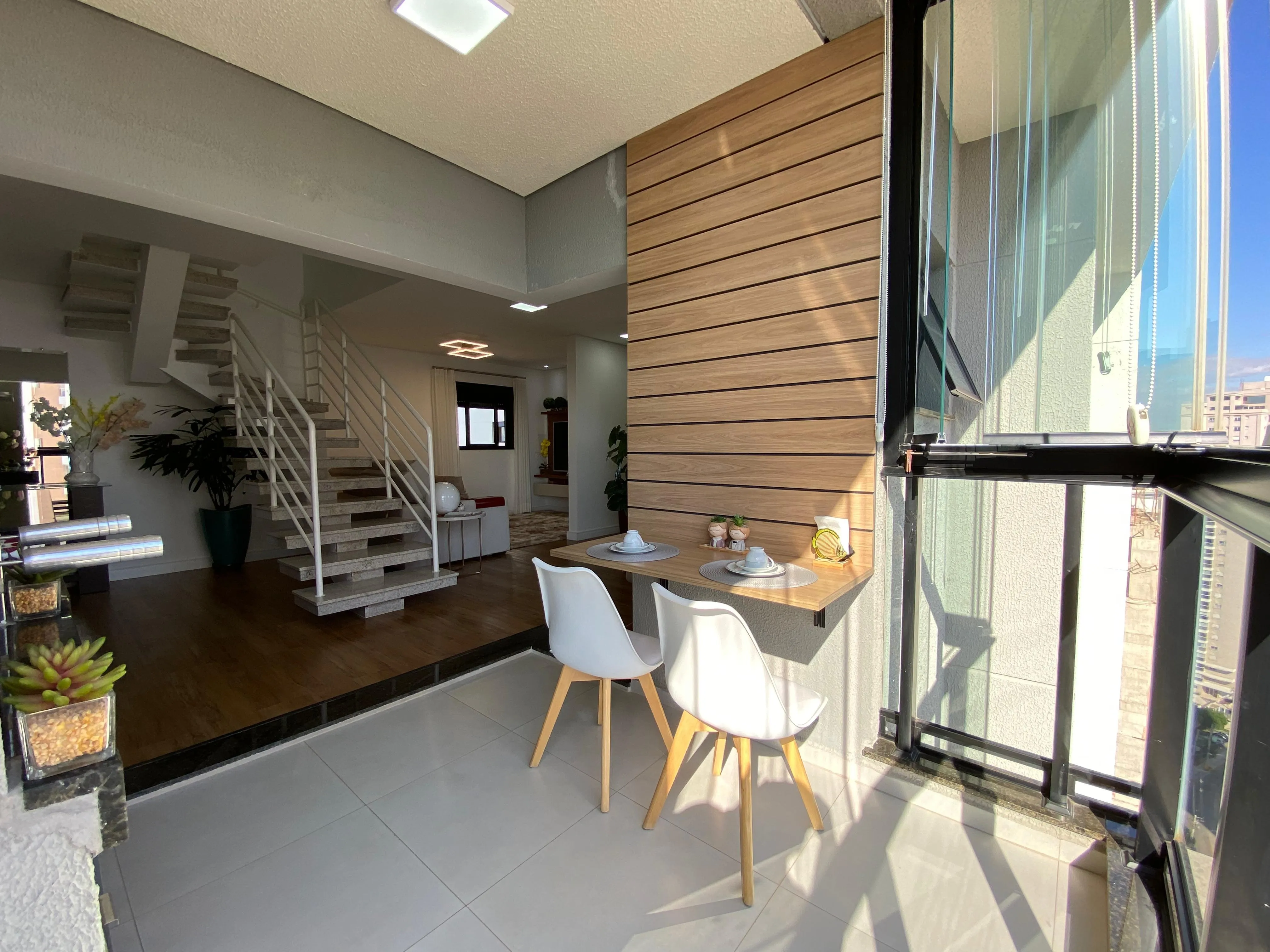Imagem Luxuoso Duplex de 129m² com Vista Panorâmica em Sorocaba: Três Suítes, Sacada Gourmet e Condomínio de Alto Padrão