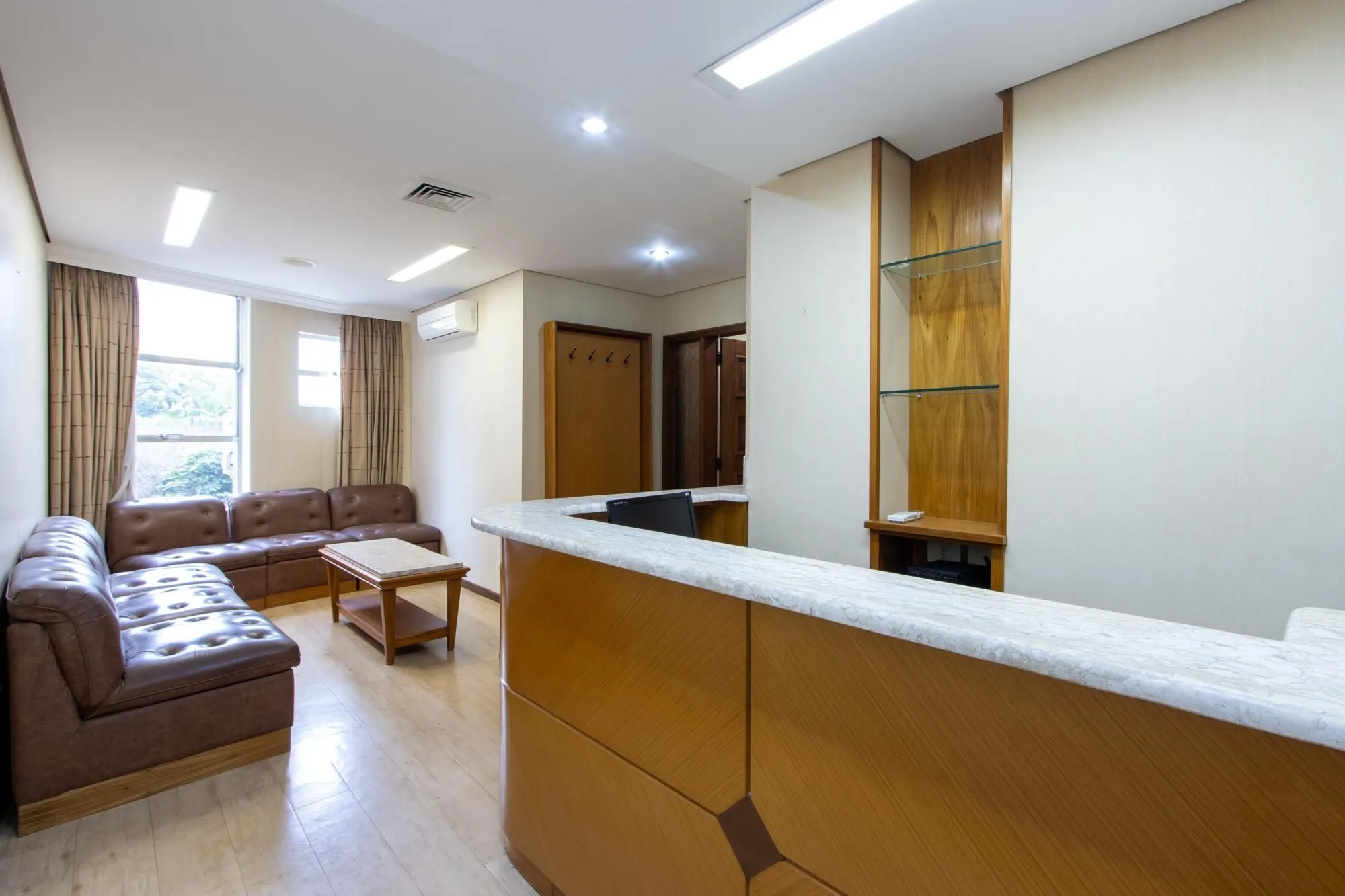 Imagem Conjunto Comercial em Moinhos de Vento