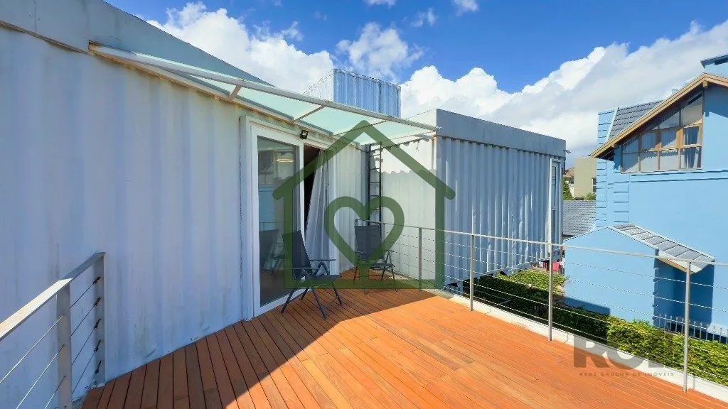 Imagem Casa container à venda no Morro da Apamecor, com vista deslumbrante para o Rio Guaíba! São 333m²...