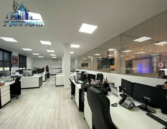 Imagem PRÉDIO COMERCIAL NA GRANJA VIANA, AO LADO DO SHOPPING - OPORTUNIDADE !!!