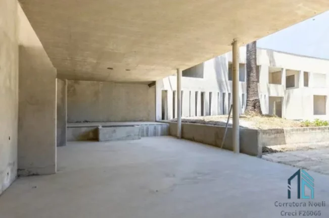 Imagem Casa com 620 m², 04 suítes, 04 vagas em condomínio no Orleans/Santa Felicidade em Curitiba PR