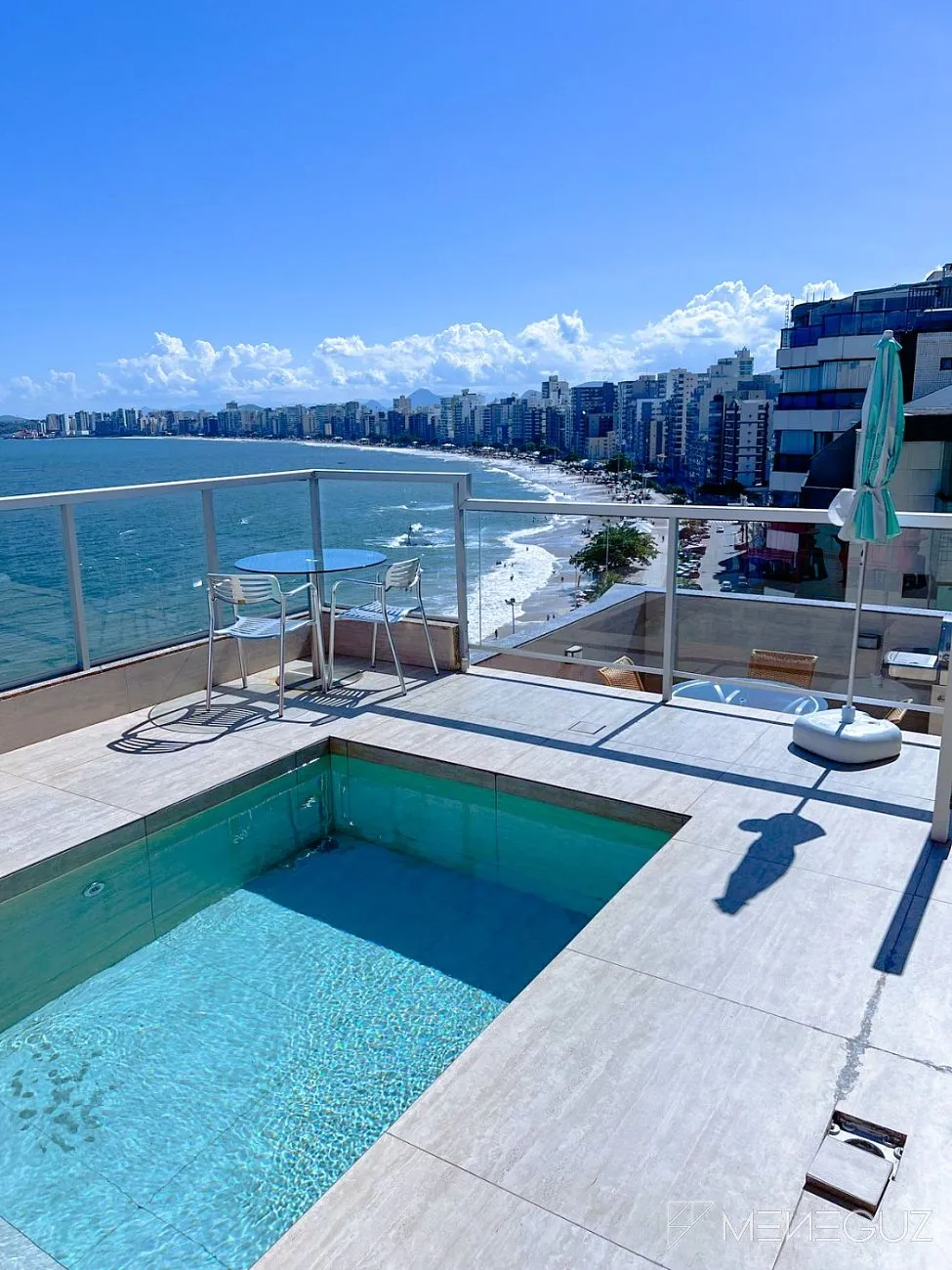 Imagem Apartamen na Cobertura - Com Picina - De frente para Praia