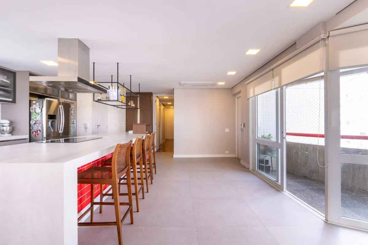 Imagem Apartamento para venda em Vila Andrade com 4 quartos, sendo 4 suítes, 210m2