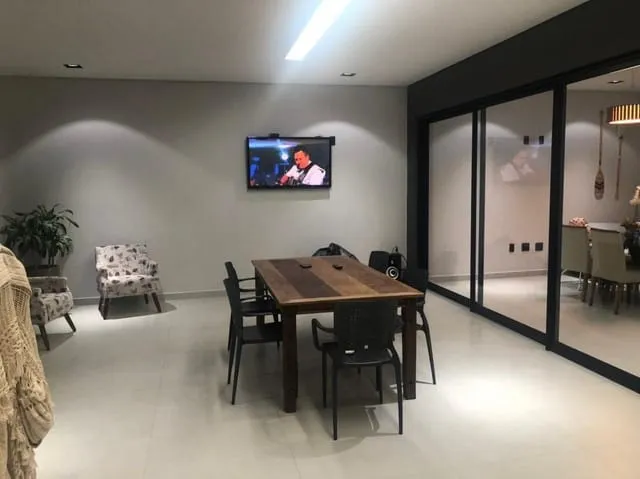 Imagem Casa à venda 3 Quartos, 3 Suites, 4 Vagas, 320M², Guedes, Tremembé - SP | Morada do Visconde