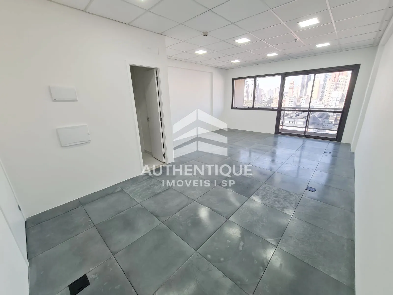 Imagem JURUBATUBA EMPRESARIAL CENTRO SBC - Sala Comercial no Centro de SBC à venda!