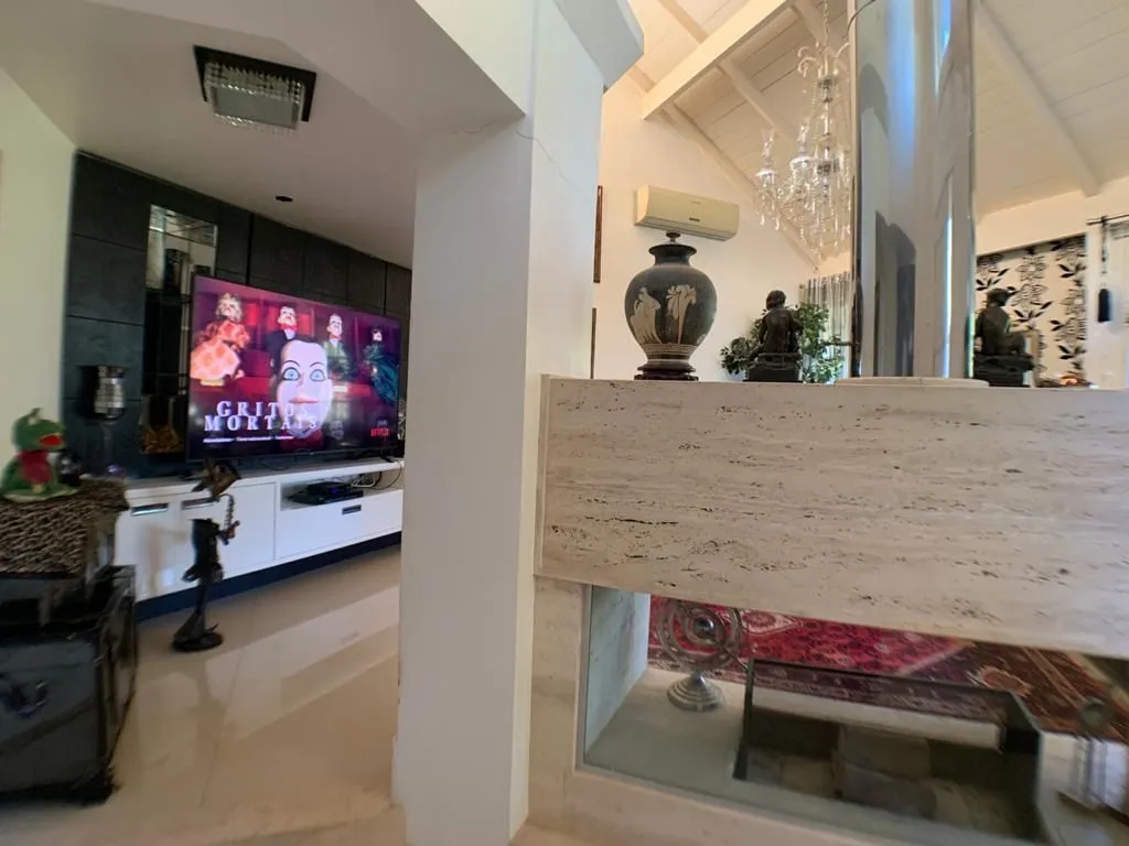 Imagem Casa para Venda - 420m², 3 dormitórios, sendo 1 suites, Ipanema