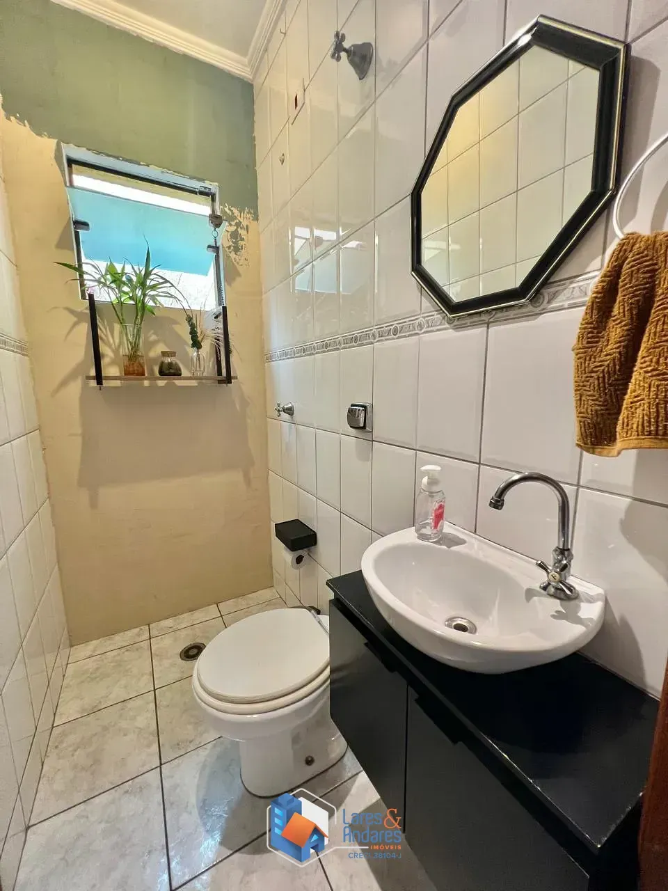 Imagem Sobrado para venda em Vila Guedes com 3 quartos, sendo 1 suíte, 164m²