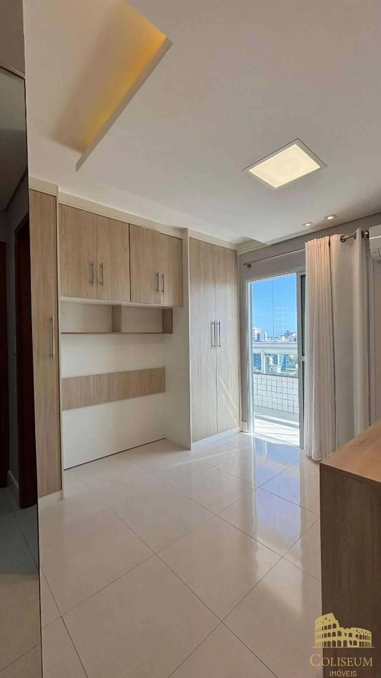 Imagem Lindo Apto 2 Dorms c/1 Suíte, 2 Vagas, Lazer, Sacada envidraçãda