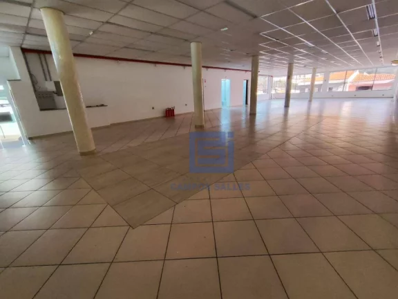 Imagem Salão para alugar, 330 m² por R$ 6.254,84/mês - Centro - Socorro/SP