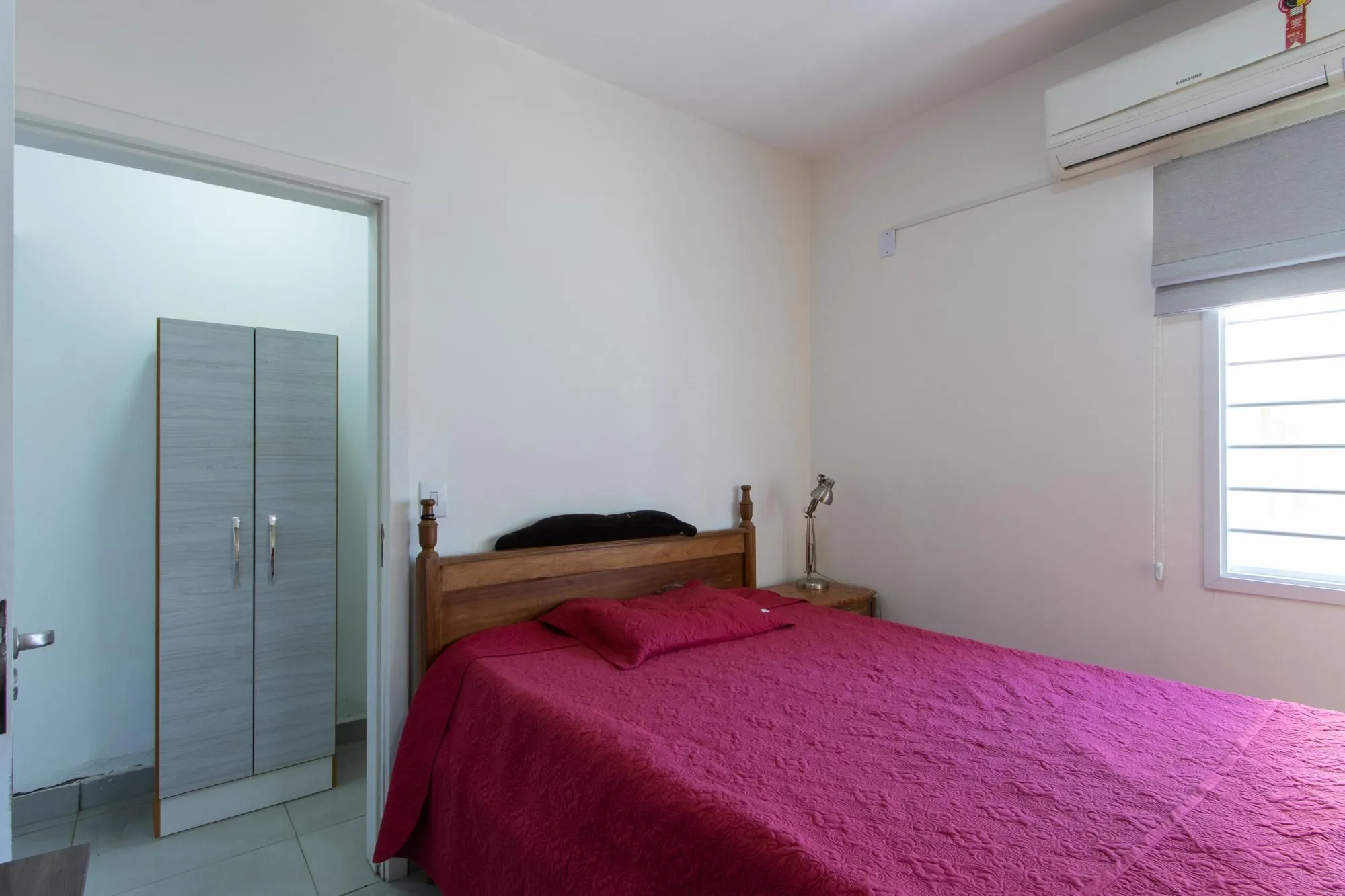 Imagem Casa 3 Dormitórios no Bairro Tristeza com 2 Vagas de Garagem