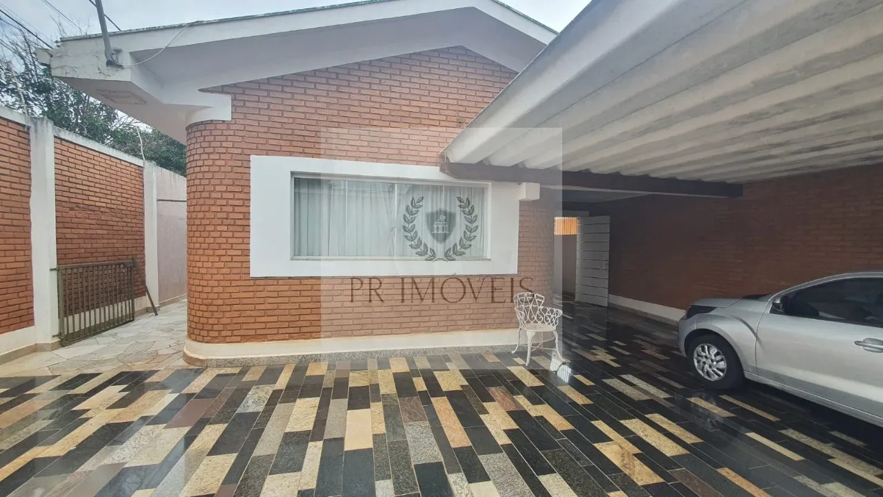 Foto do imóvel Casa à venda em Araraquara-SP, Vila Suconasa: 4 quartos, 2 suítes, 2 salas, 3 banheiros, 4 vagas, 187,12 m². Imperdível!