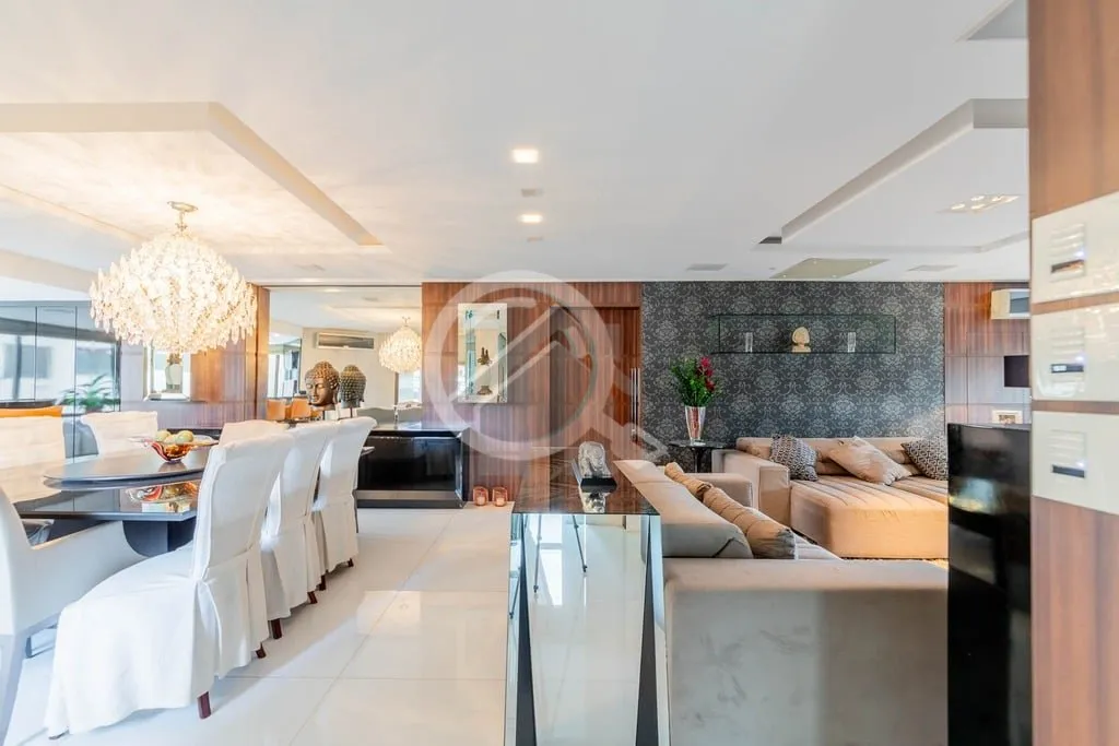Imagem Apresentamos um sofisticado apartamento no bairro Petrópolis, com 266 m² de área privativa, ofere...