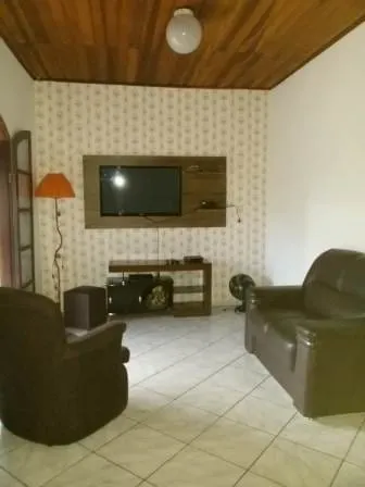 Imagem Casa à venda 3 Quartos, 1 Suite, 6 Vagas, 300M², Parque São Domingos, Pindamonhangaba - SP