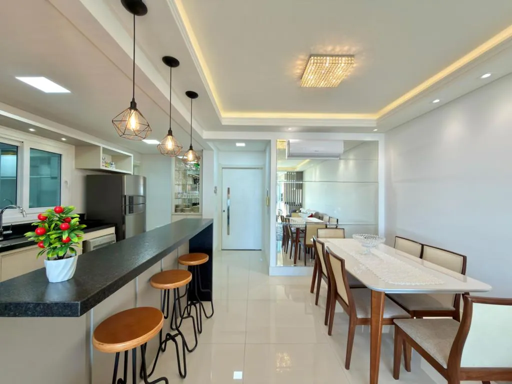 Imagem Apartamento 2 Dormitórios - Bairro Centro