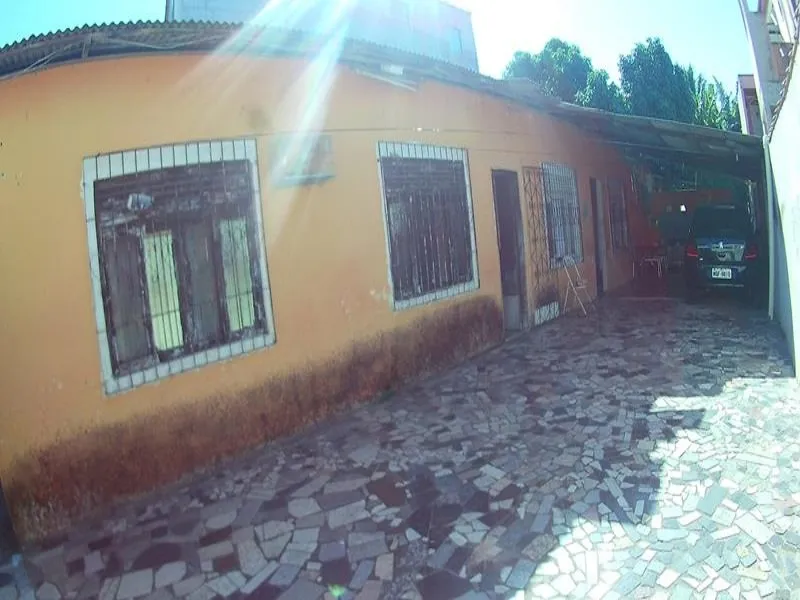 Imagem Carapina, Excelente imóvel e com localização privilegiada, área total 510,40 m², próximo a antiga Rinha de galo de carapina, exatamente na Rua Constante Nery. Terreno possui uma excelente area nos fundos propício para depósitos de material de construção,