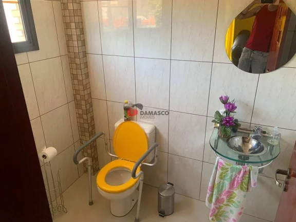 Imagem Sobrado à venda 3 Quartos, 1 Suite, 6 Vagas, 252M², Cerâmica, São Caetano do Sul - SP