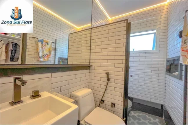 Imagem Casa Alto Padrão à Venda Na Vila Mariana Com 3 Suítes, 3 Vagas, Piscina Aquecida e Espaço Gourmet