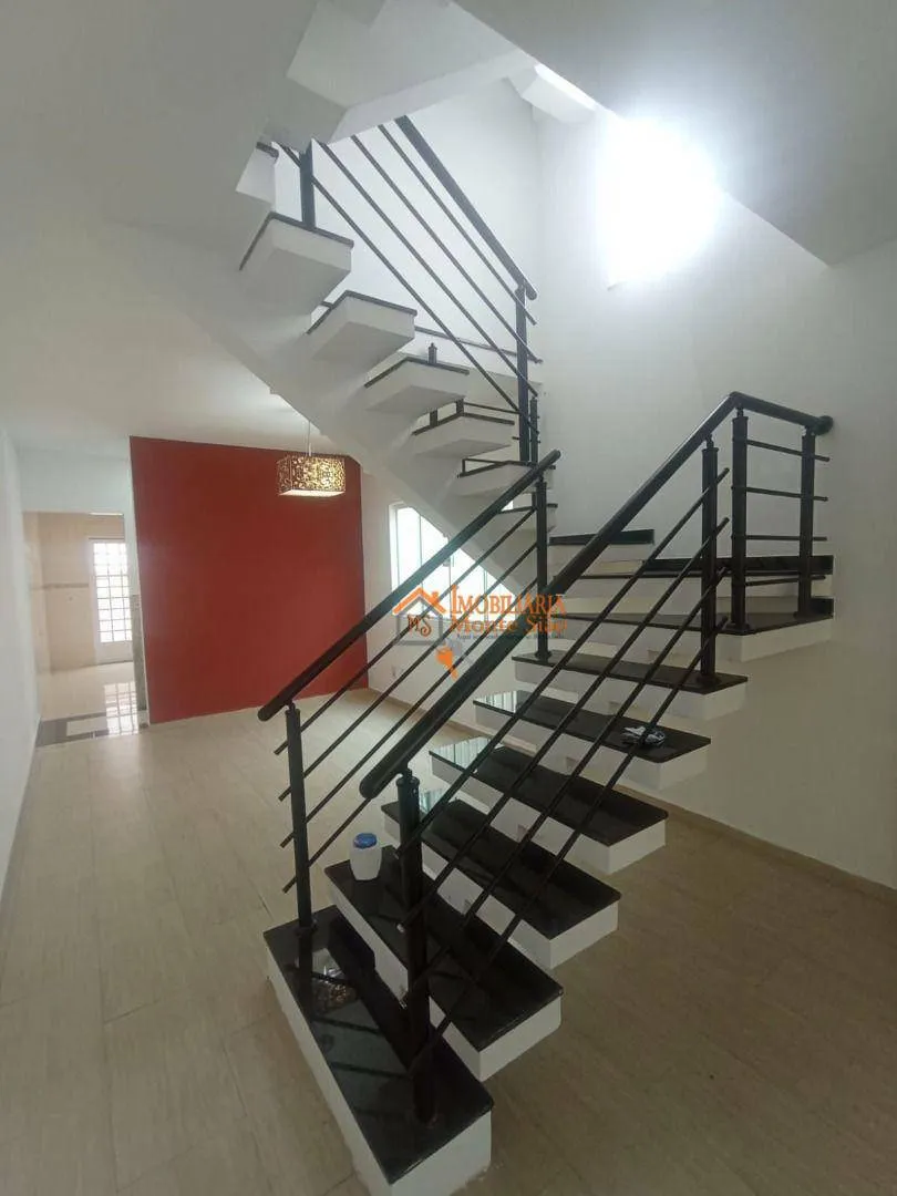 Imagem Sobrado com 3 dormitórios à venda, 150 m² por R$ 750.000,00 - Jardim Adriana - Guarulhos/SP