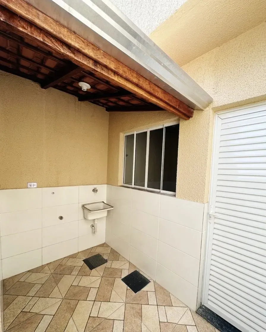 Imagem Sobrado com 2 Quartos à Venda, 60 m² em Ribeirópolis - Praia Grande