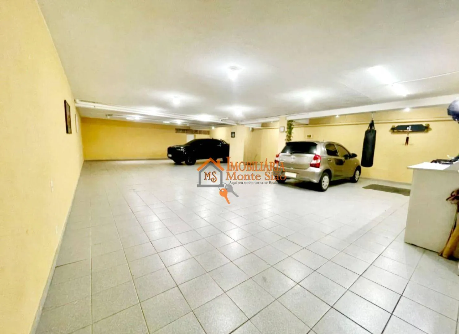 Imagem Sobrado com 4 dormitórios à venda, 512 m² por R$ 1.690.000,00 - Vila Rosália - Guarulhos/SP