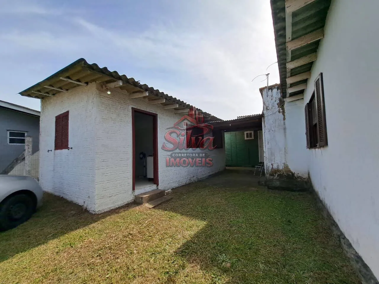 Imagem Terreno com 3 casas em Mariluz