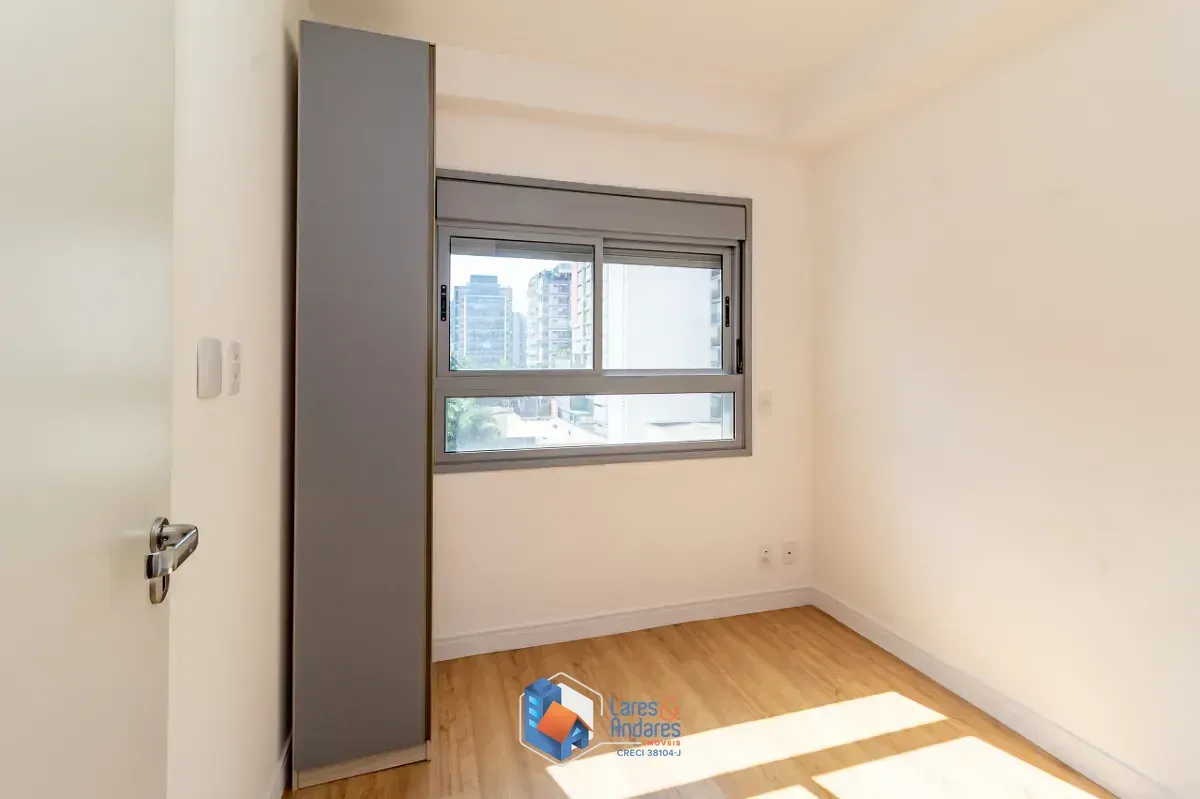 Imagem Studio para venda e locação em Indianópolis com 1 quarto, 32m²