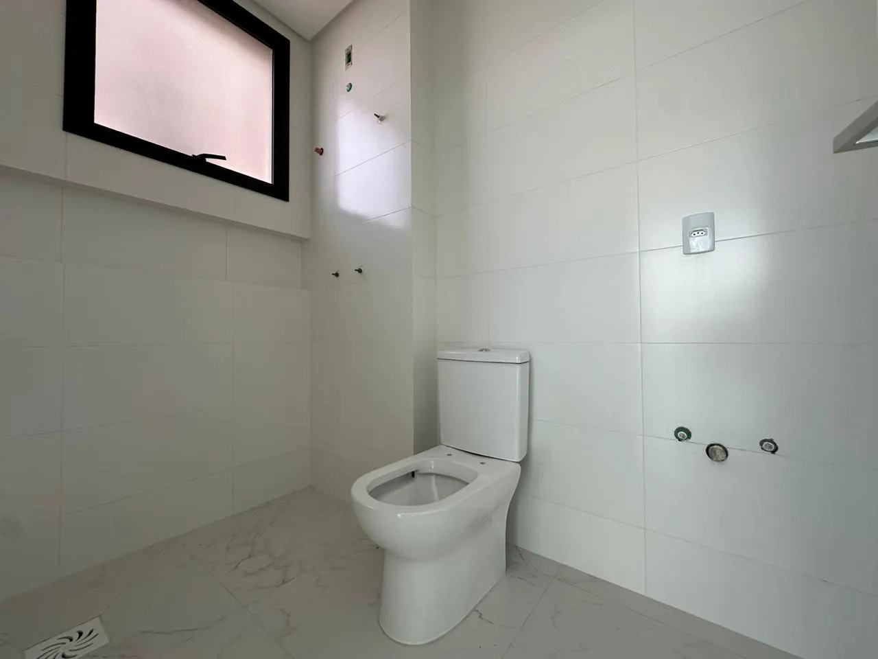 Imagem Apartamento com vista para o mar à venda com 102m2 por R$ 3.900.000,00