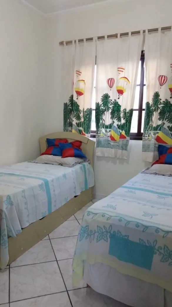 Imagem Casa à venda 4 Quartos, 1 Suite, 3 Vagas, 300M², Vila São José, Taubaté - SP