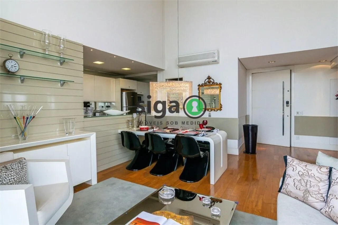 Imagem Apartamento Duplex Alto Padrão na Vila Nova Conceição de 2 Suítes com 3 Vagas à Venda.