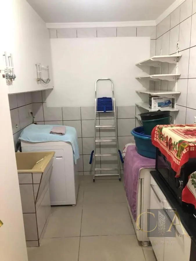 Imagem Casa para Temporada em Itapema, Centro, 3 dormitórios, 1 suíte, 2 banheiros, 2 vagas