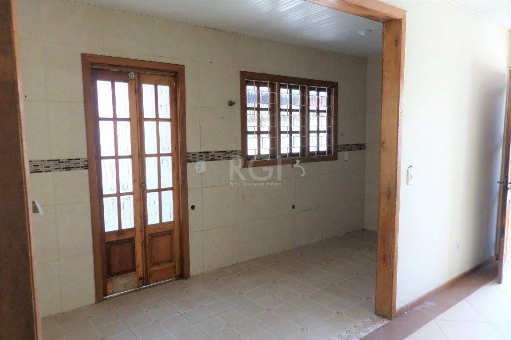 Imagem Casa na Hípica com 3 dormitórios e 2 vagas