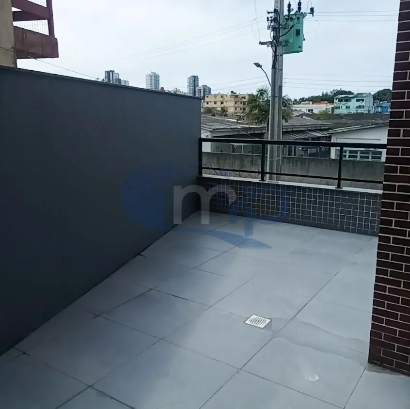 Imagem Apartamento de 2 Dormitorios com Terraço a Venda no Centro de Torres/RS