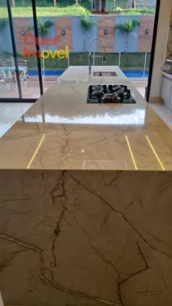 Imagem Residência de alto padrão em condomínio Alphaville, zona sul de Ribeirão Preto-SP, 3 suítes, 305m², 4 vagas - Quer Imóvel.