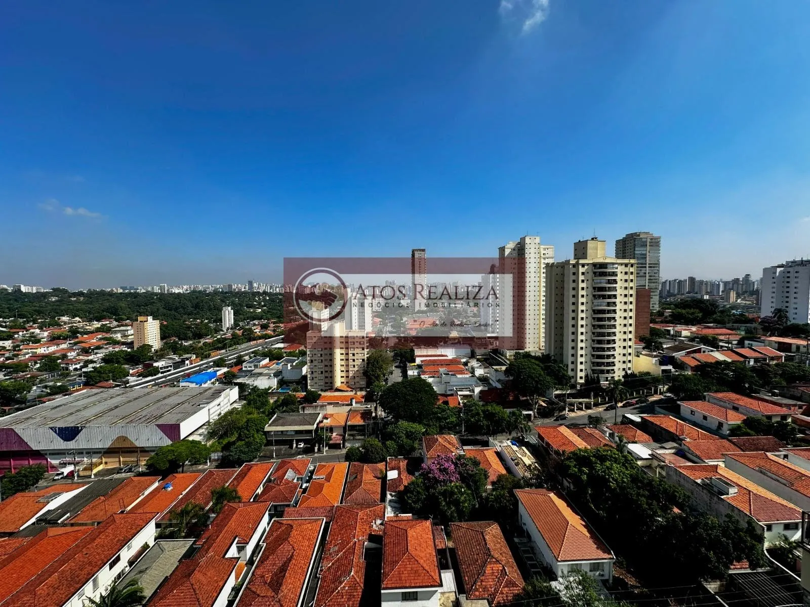 Imagem Venda luxuoso Apartamento 274m² com 4 dormitórios, 3 vagas de garagem, na Vila Alexandria.