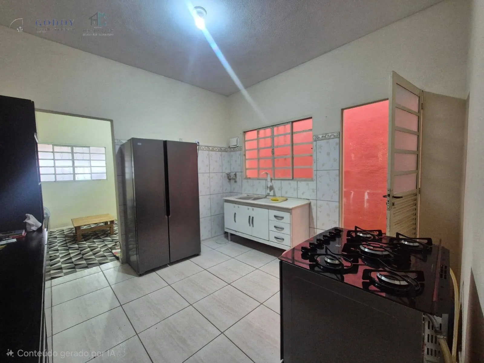 Imagem Casa com 2 Dormitórios e Garagem para 2 Carros