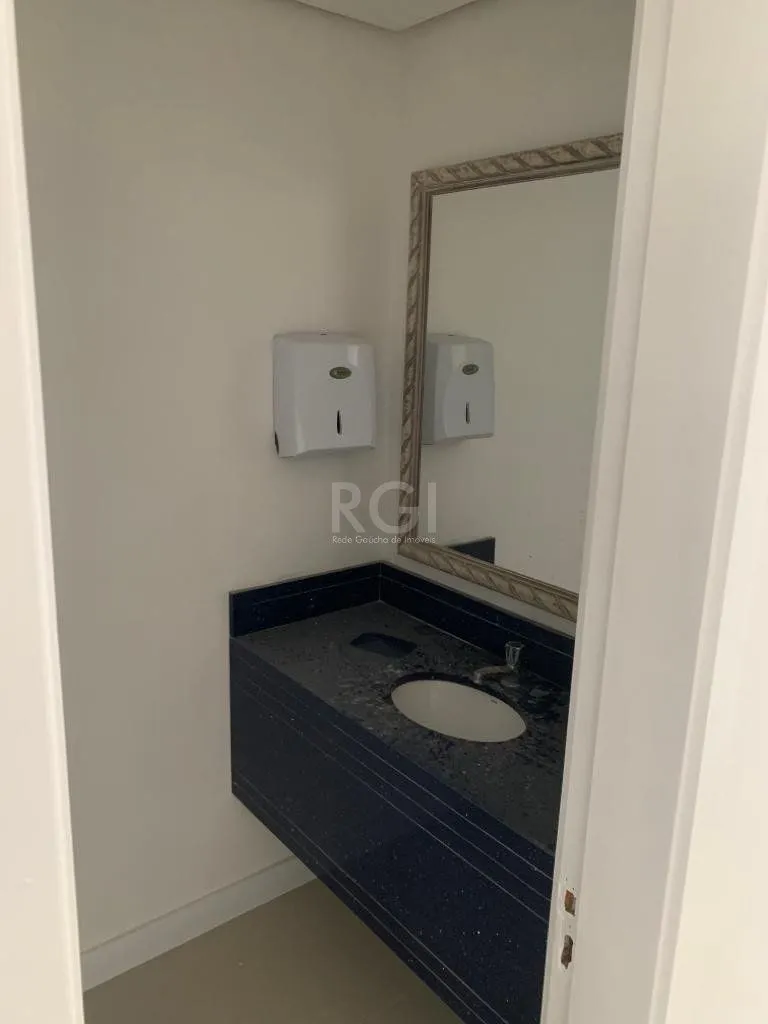 Imagem Sala comercial na Getúlio Vargas com 81,92m² privativos