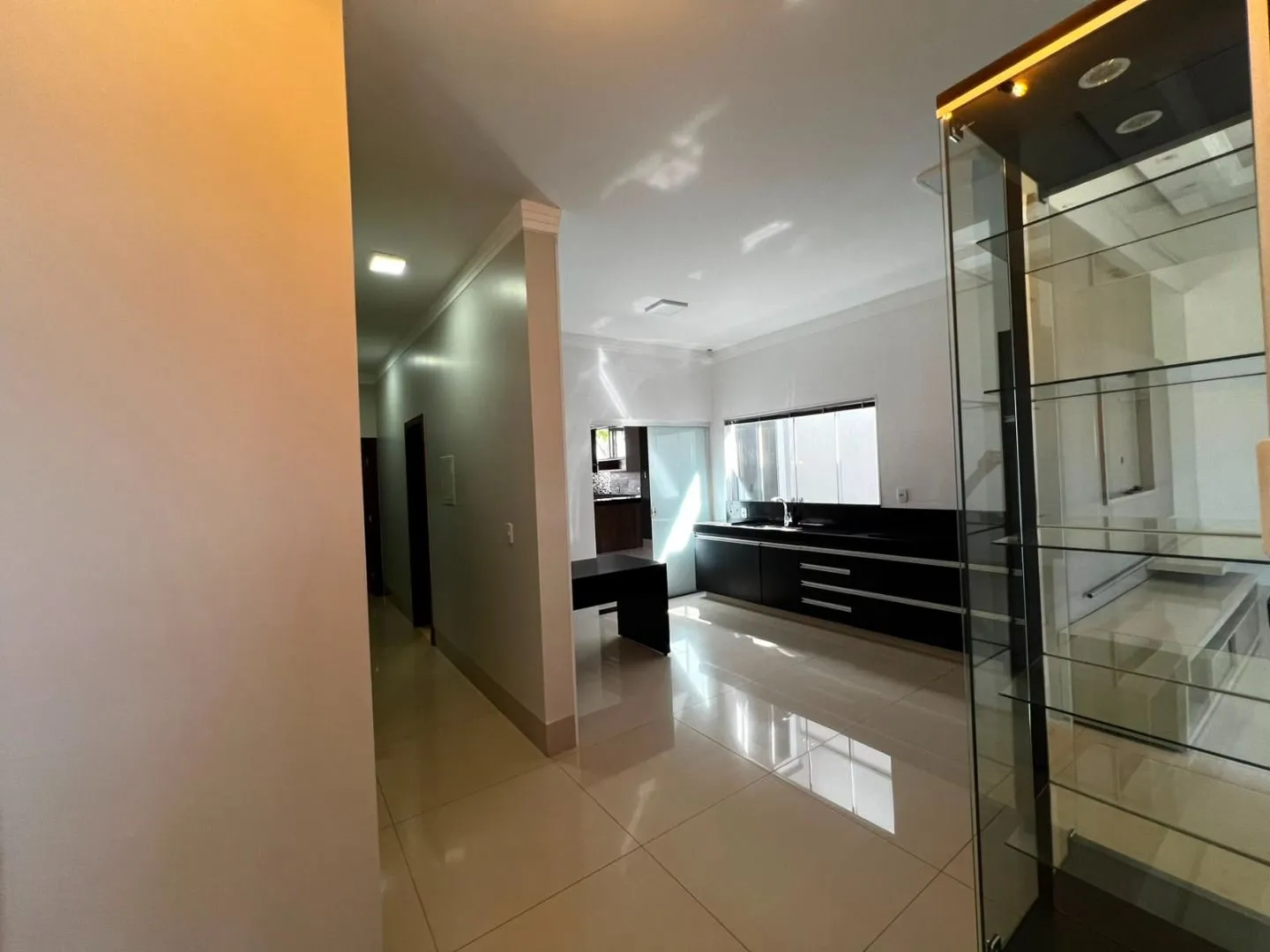 Imagem Casa com 3 dormitórios à venda, 206 m² por R$ 893.000,00 - Alto Limoeiro - Patos de Minas/MG