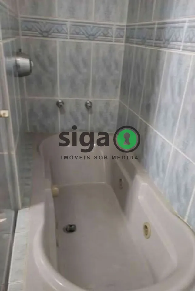 Imagem Casa ampla com 2 suítes, varanda e espaço versátil no quintal!