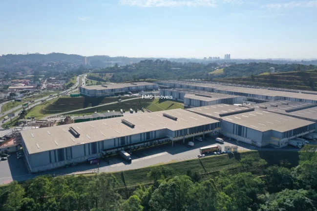 Imagem Galpão com 11.901m² em Embu das Artes.