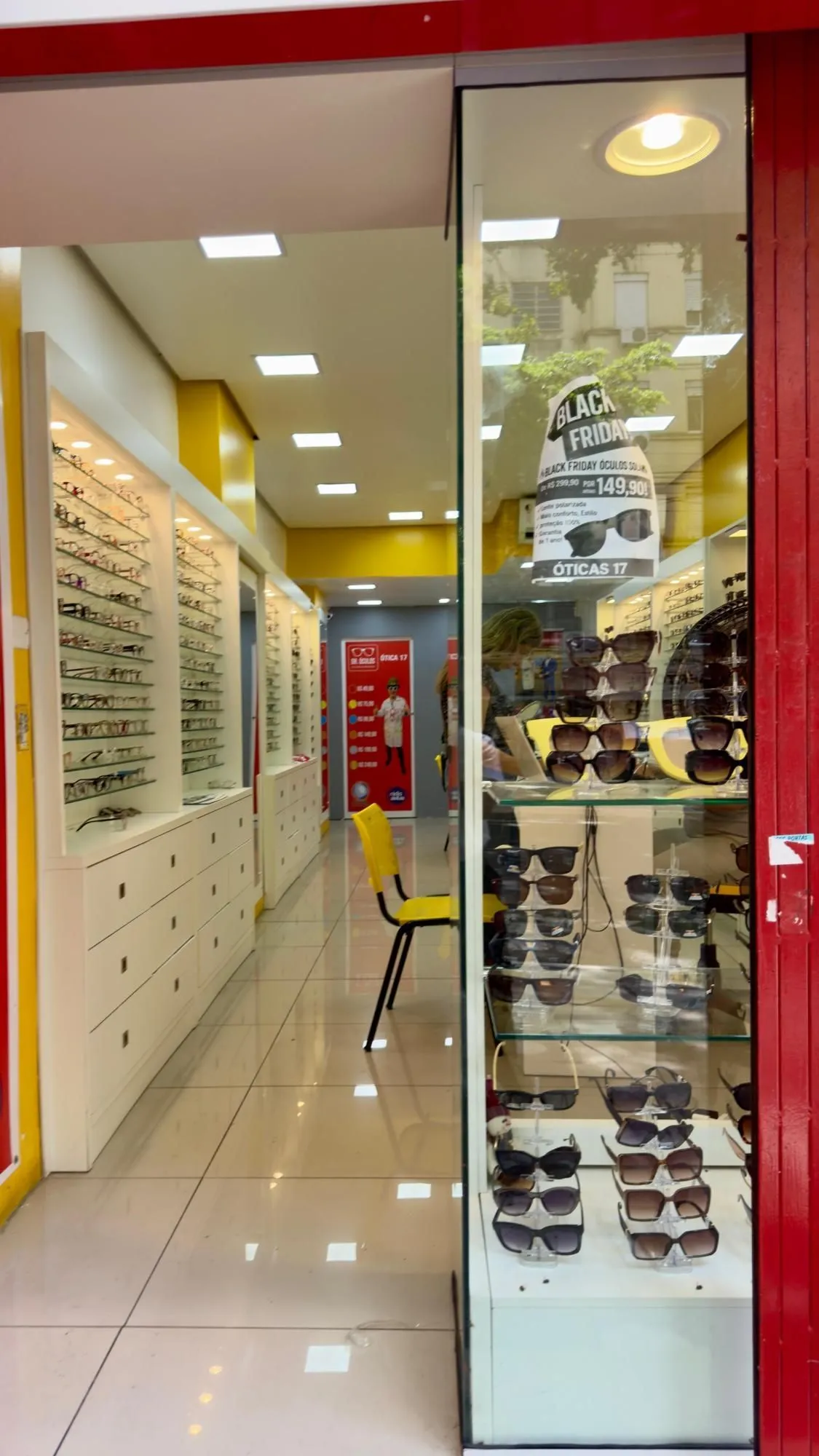Imagem LOJA / PONTO COMERCIAL LOCADO À VENDA no Centro Histórico