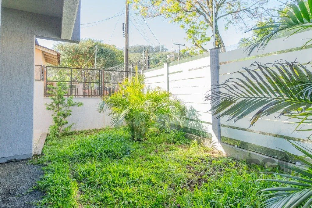 Imagem Apartamento Garden de 136,66m² com 3 dormitórios e 2 vagas no bairro Nonoai!