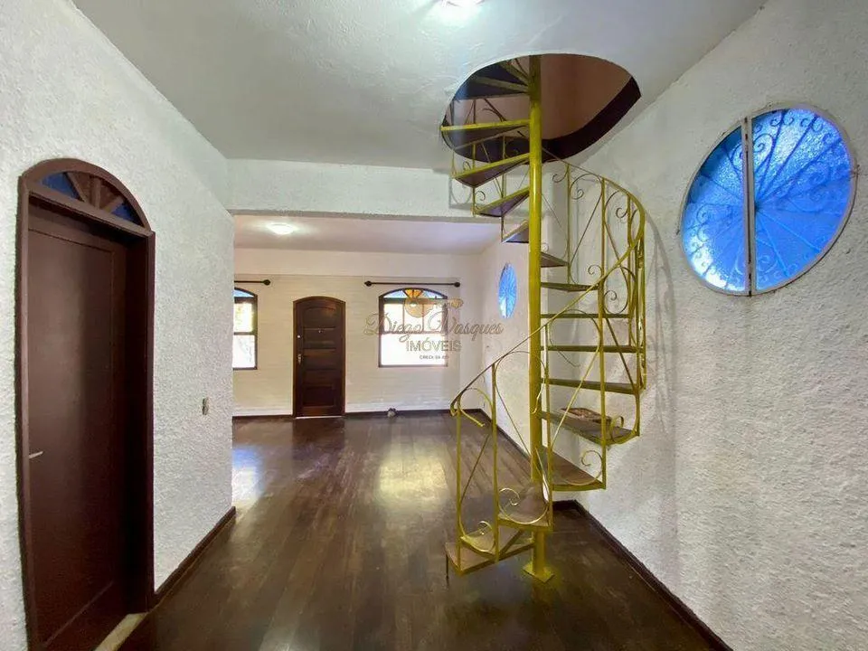 Imagem Casa para Venda em Teresópolis / RJ no bairro Albuquerque