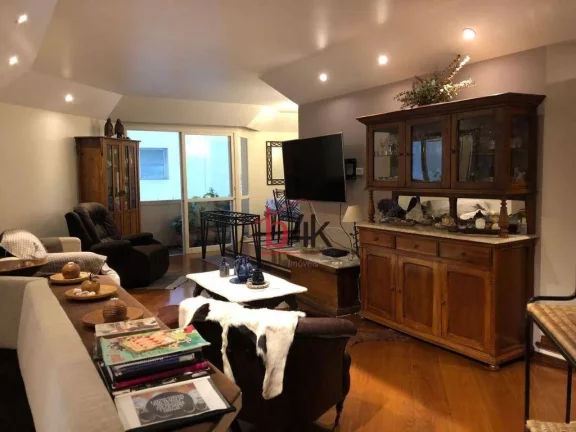 Apartamento à venda com 3 dormitórios, lareira e 1 vaga no Brooklin