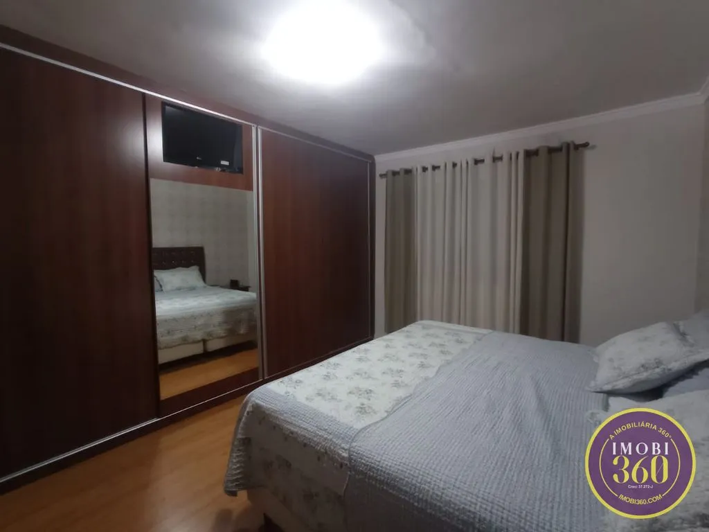 Imagem Sobrado com 03 dormitórios e 02 vagas de garagem próximo Guilhermina Esperança
