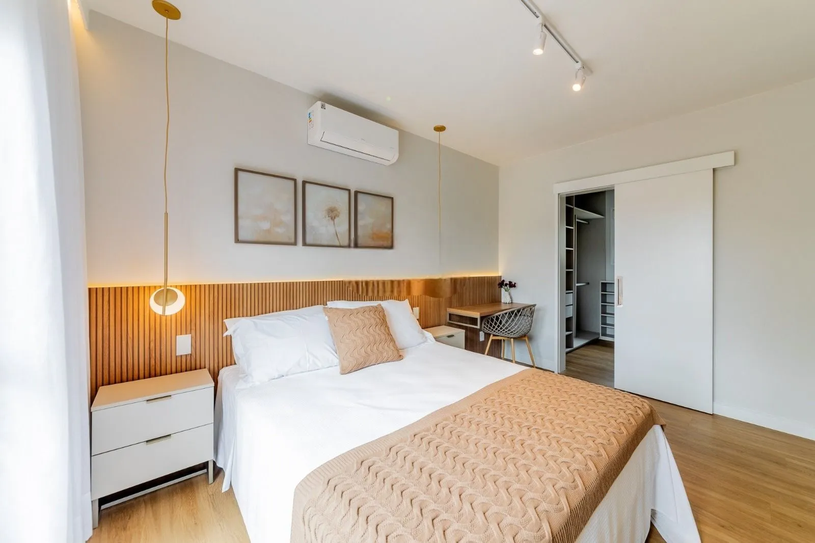 Imagem Apartamento à venda em Porto Alegre - pronto para morar, totalmente reformado.
