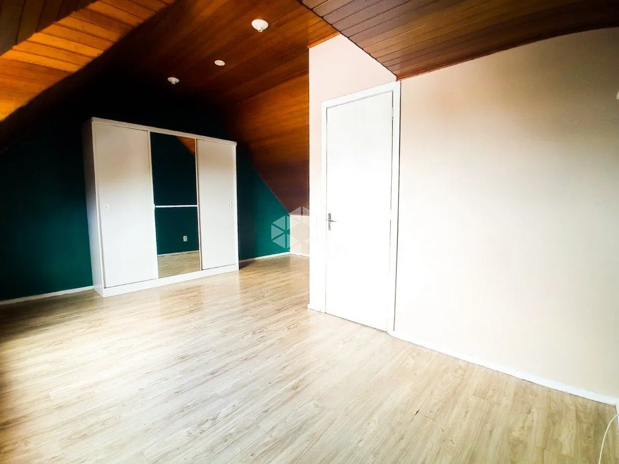 Imagem Casa em condomínio, 2 quartos, 1 vaga, bairro, 104m² Camaquã Porto Alegre