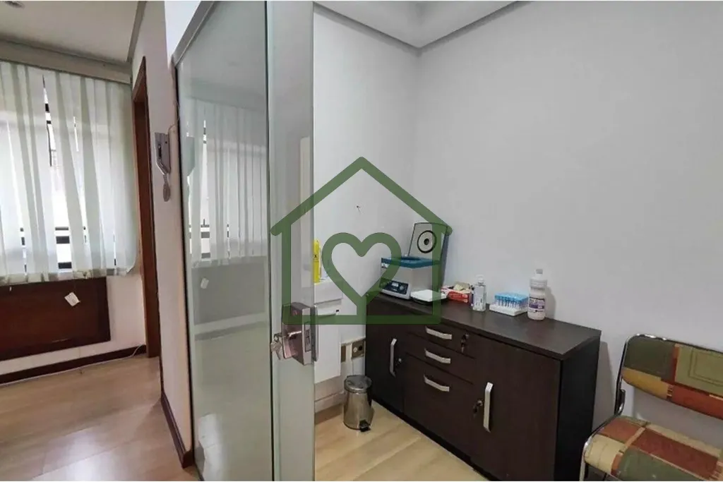 Imagem Descubra uma oportunidade única de adquirir um Cj. Comercial/Sala excepcionalmente localizado em Po...